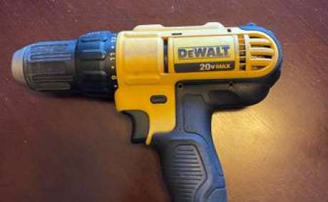 Dewalt 1/2” Drill/Driver, Battery, Charger, Bag
