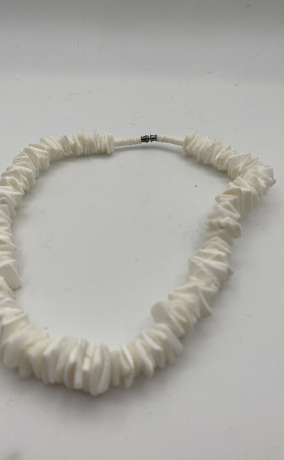 White Shell Chip Beaded Necklace - Natural Boho Style